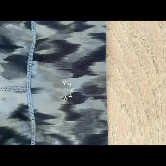 Varley Luna Printed leggings large animal grey - Picture 13 of 13